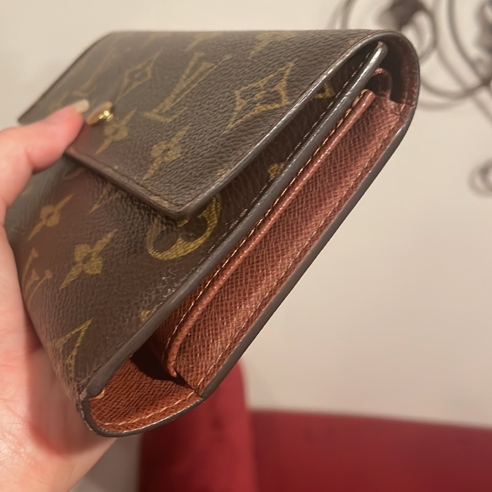 Louis Vuitton Porte Tresor International Wallet - Picture 6 of 8